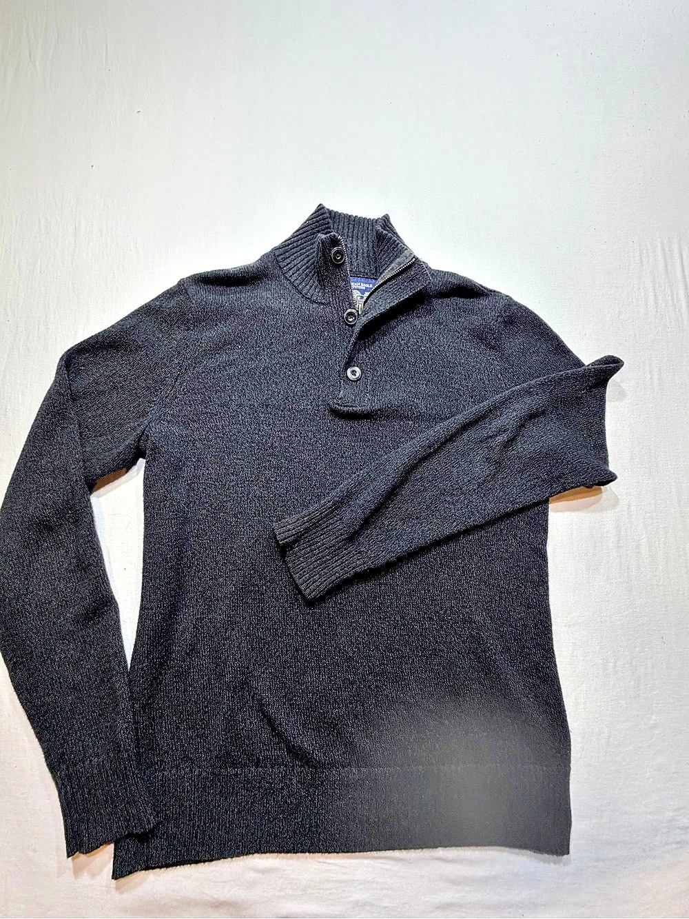 American Eagle Outfitters Men's Black Quarter-Zip Sweater Size Medium